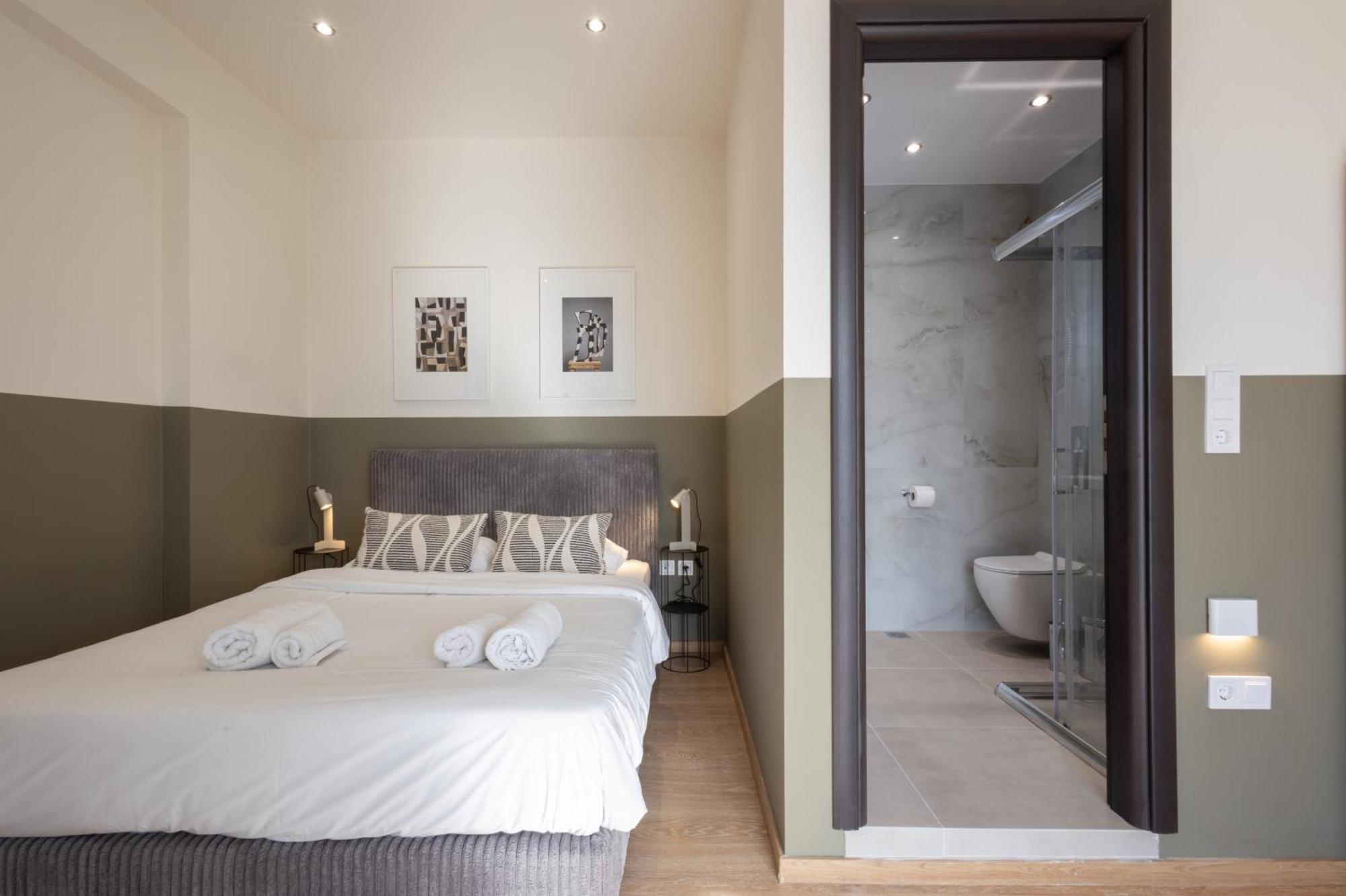 Luxurious 3-Bedroom Seaside Retreat Fully Renovated In 2025 Atenas Exterior foto